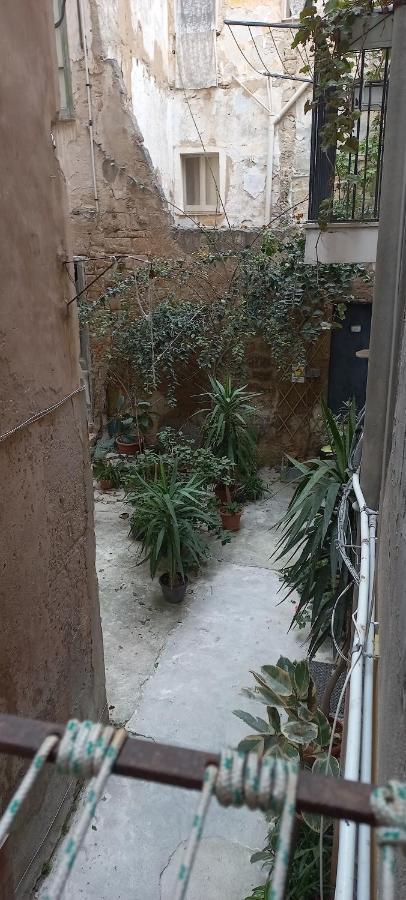 Da Laura Apartment Trapani Exterior photo